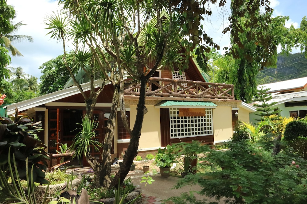 Peak House Garden Pension
