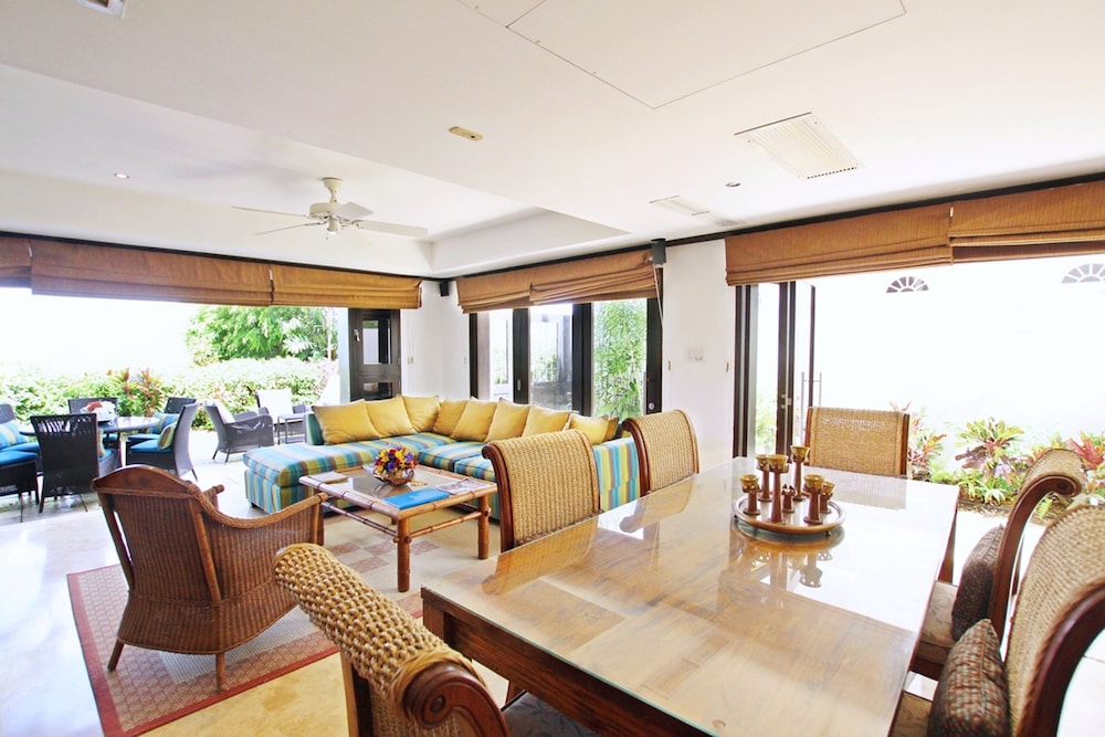 Coral Cove 3 - Green Flash Blue Sky Luxury view 5