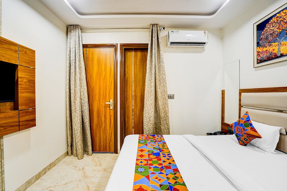 Fabhotel Kishori Inn