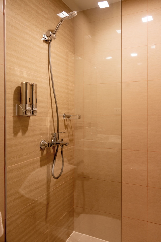 Uptown Park Suites Tower 2