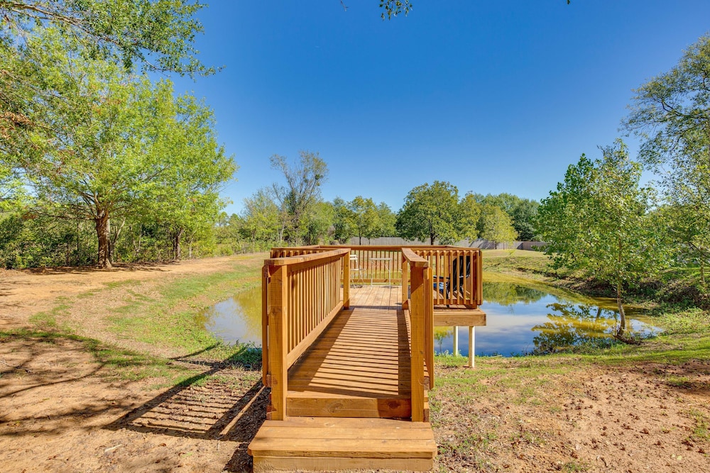Couples Retreat In Canton w/ Patio, Trail & Yard! view 3