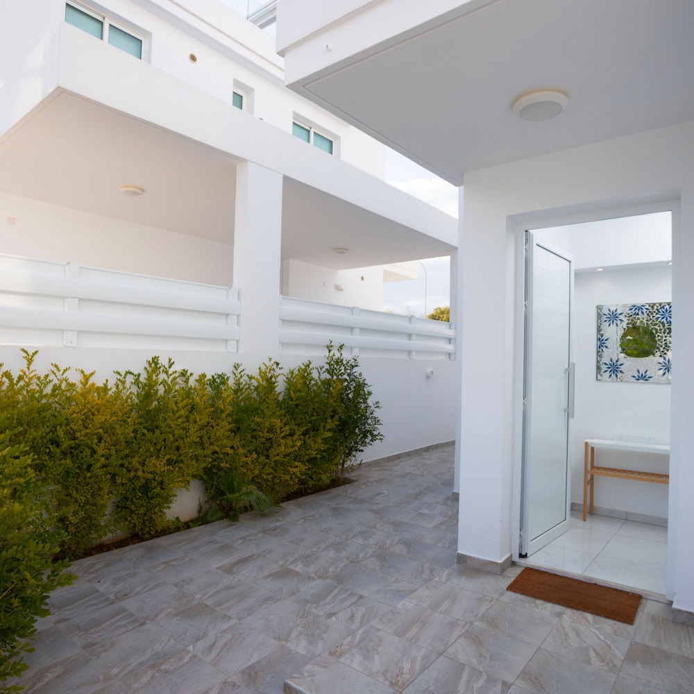 Villa Ioli Green Bay