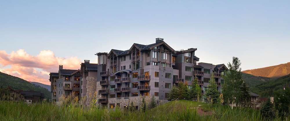 Hotel The Lion - Image 1