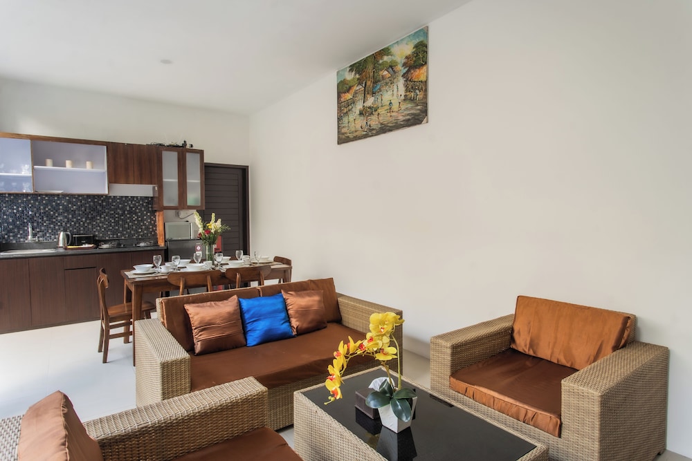 Villa Taman Bali Kerobokan 2