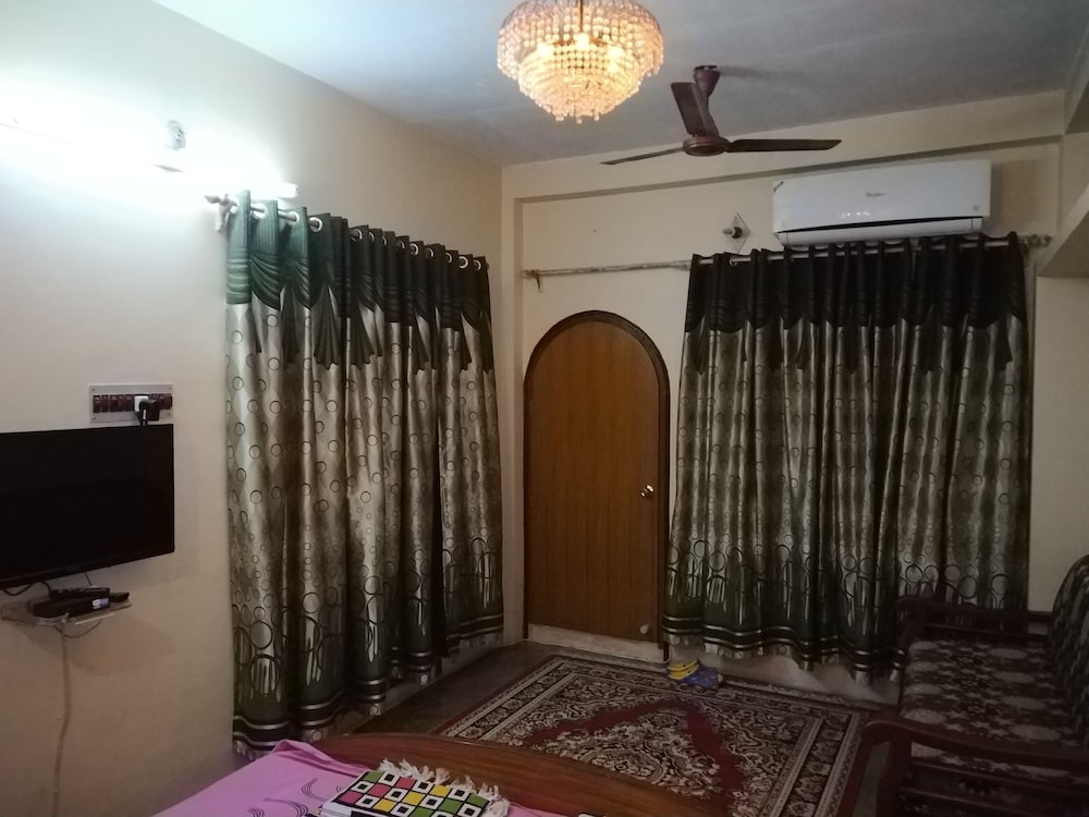 Royal Guest House