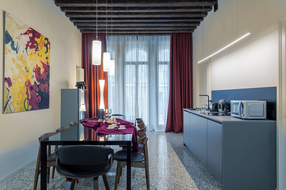 Palazzo Venere Apartments
