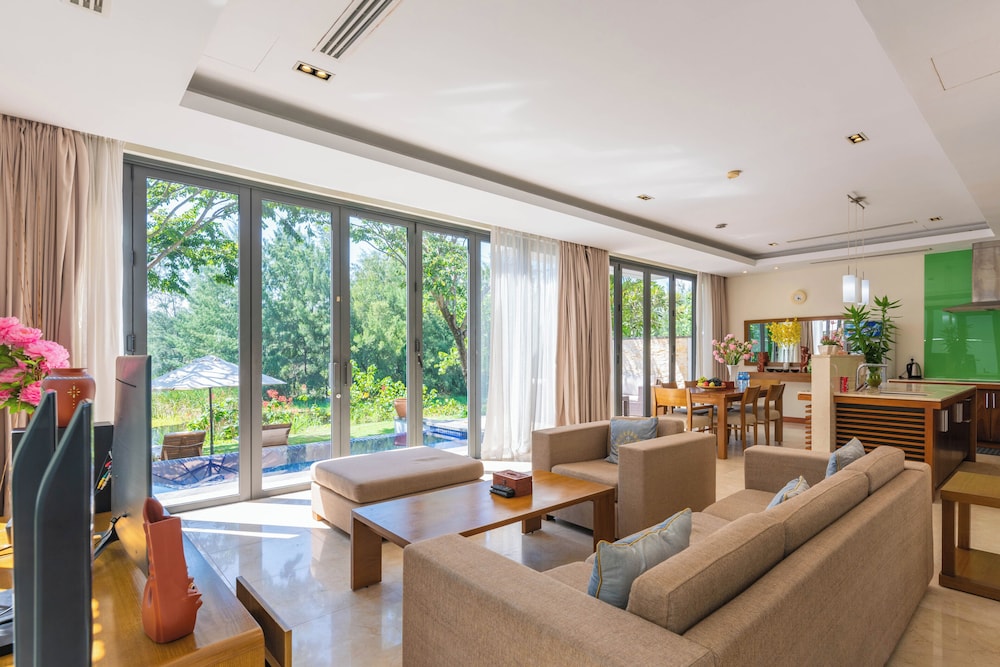 The Ocean Villa Da Nag By Abogo