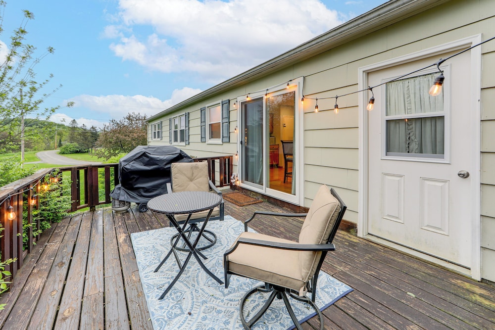 < 1 Mi to Main St: Rural Gem in Cherry Valley