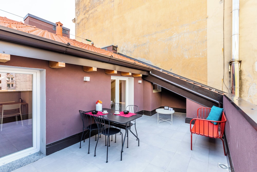 JOIVY Contemporary Apartments