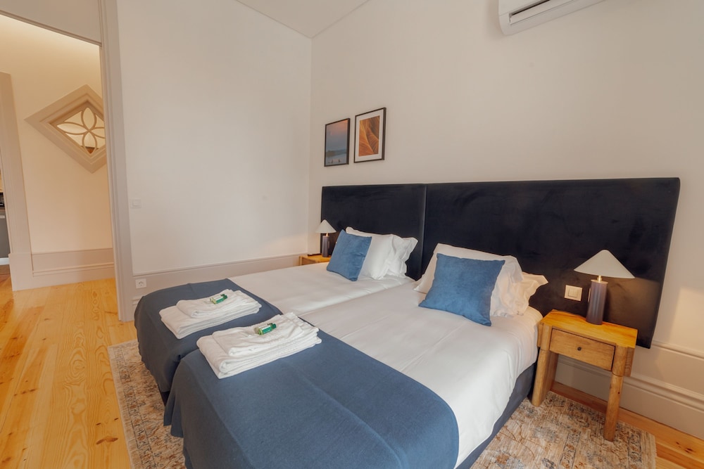 Heart OF Porto Apartment D by Vacationy