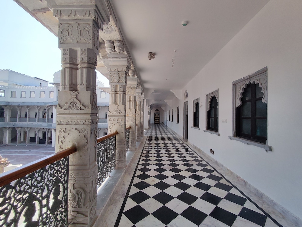 Daulatgarh Resort, photo 12