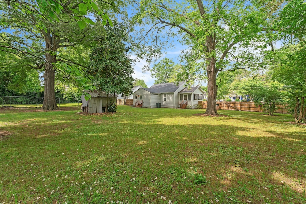 Bungalow Off Floyd St In The Heart Of Covington 3 Bedroom Bungalow