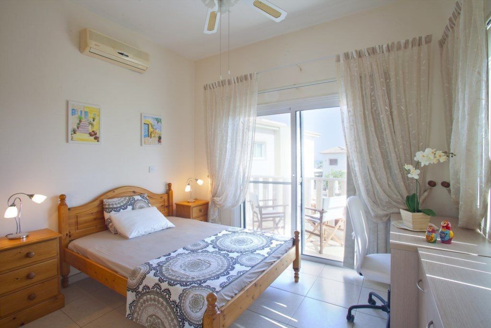 Cyprus Villa Near the Beach, Sotira Villa 1001 view 3