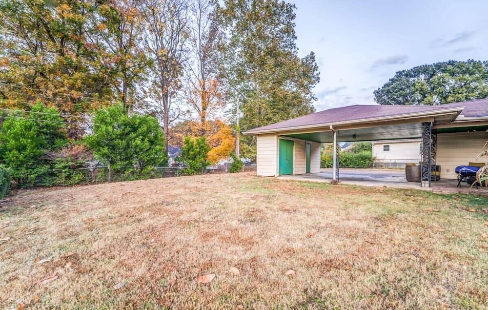 Pinecrest Cottage