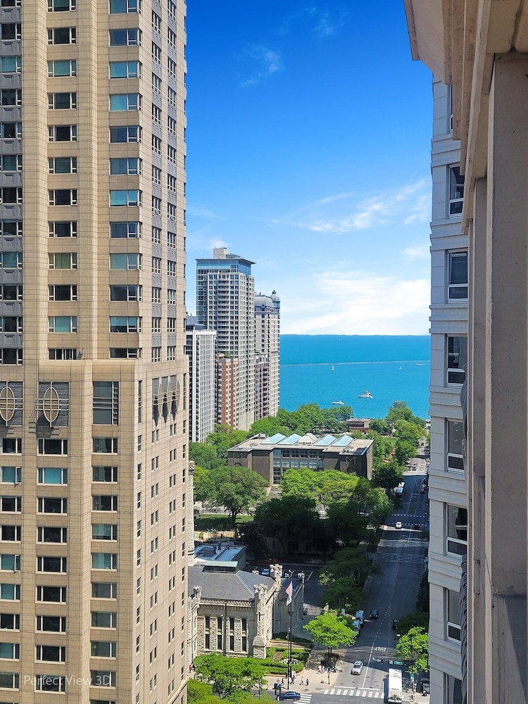 Lake View Penthouse Top Amenities Unit Laundry