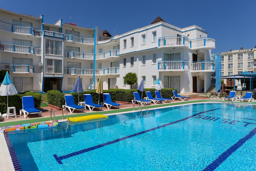 Sunset Village Apart Otel - Image 46