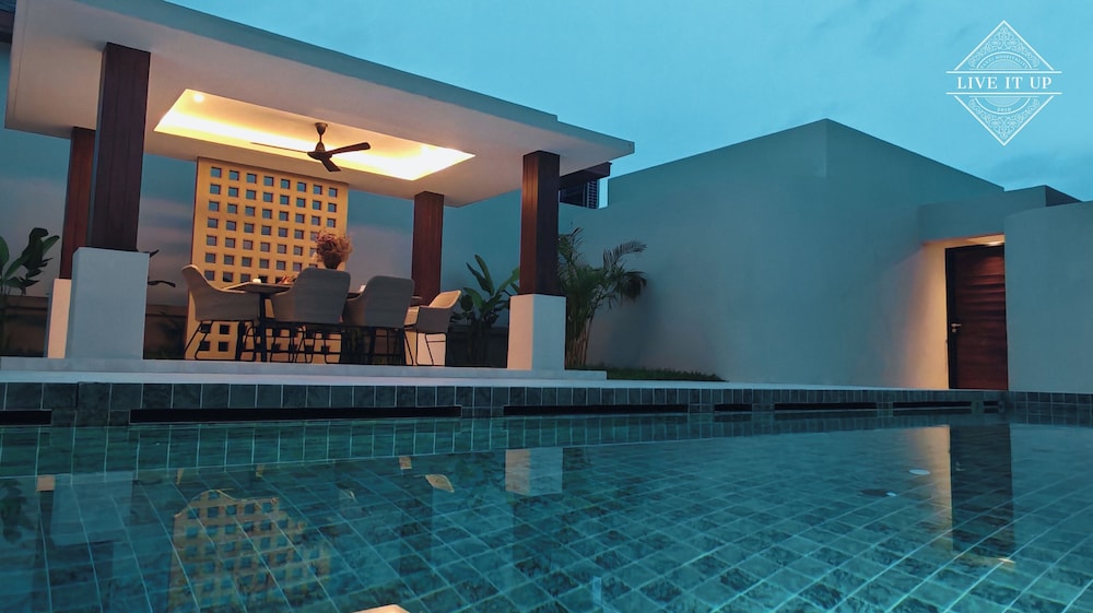 Santi Tara Villas