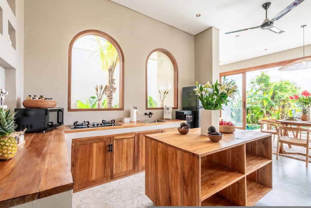 Villa Bayu by Alfred in Bali - Cozy 2BR Villa w Stunning Ricefield View