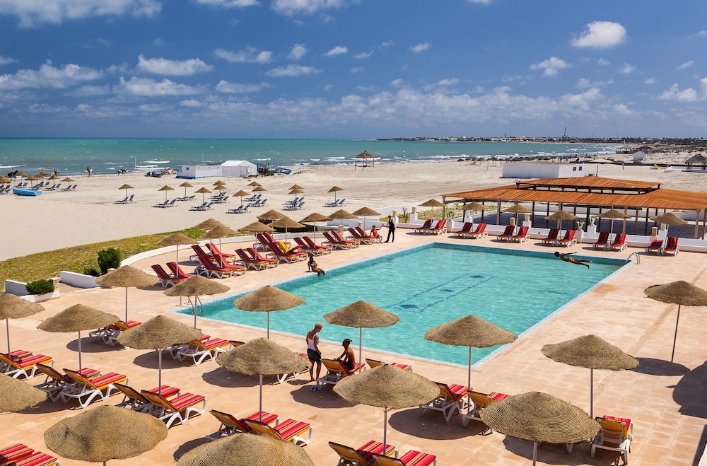 Hotel Checkin Djerba Bakour Beach - Image 1