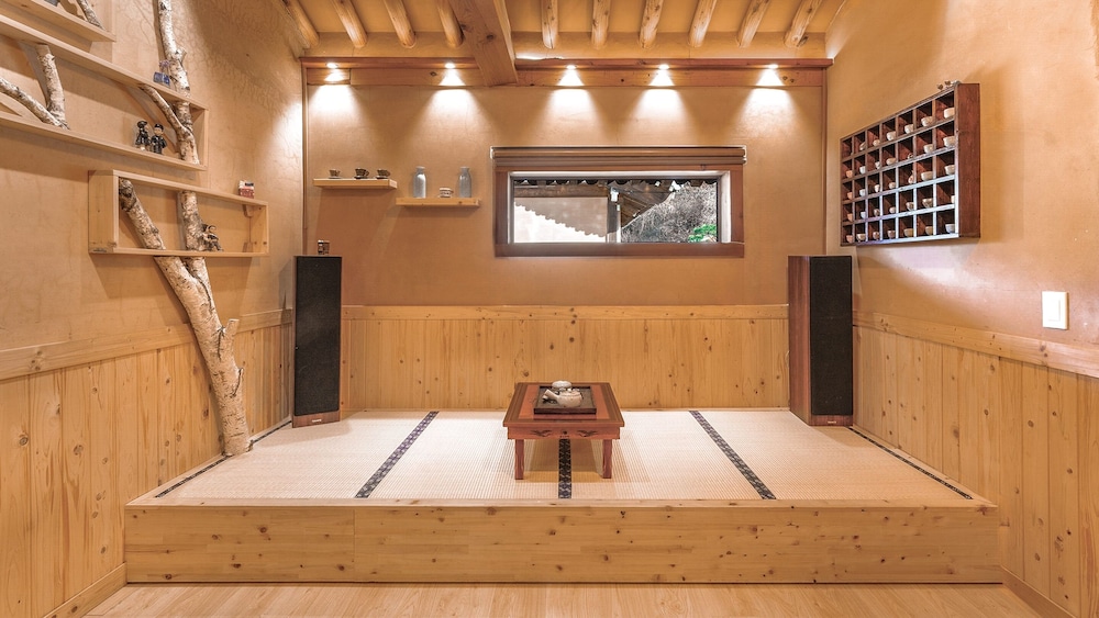 Yangpyeong Agni Choshi Mae Hanok Stay