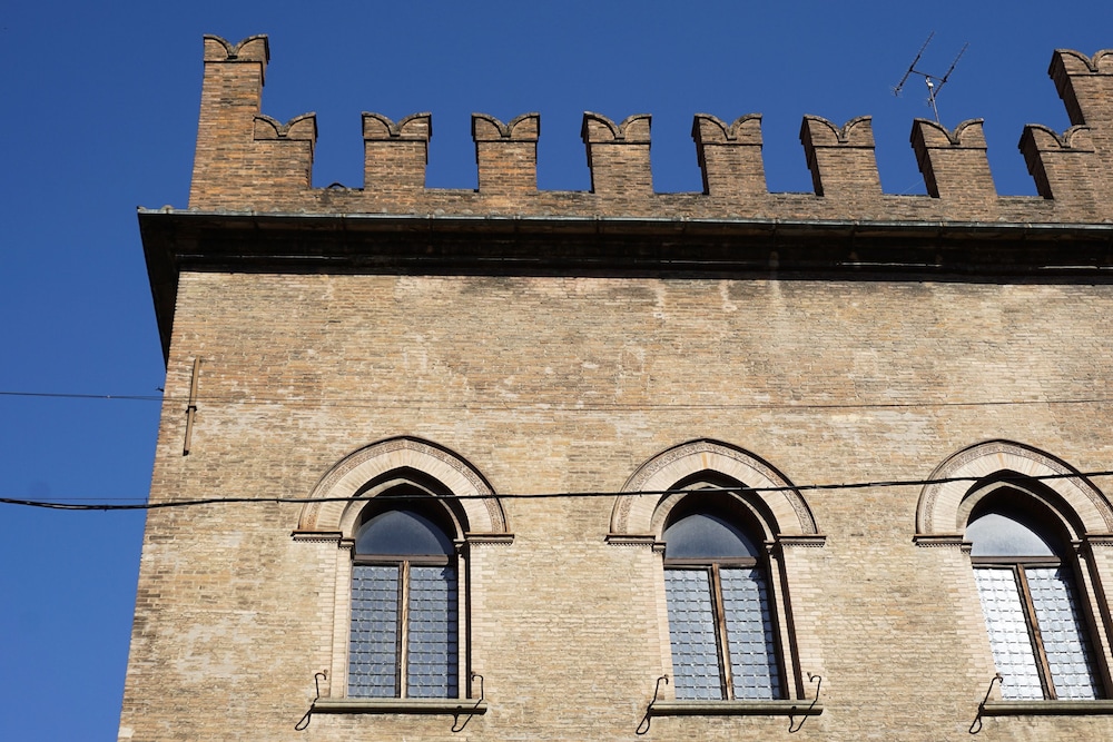 Casa Isolani Piazza Maggiore