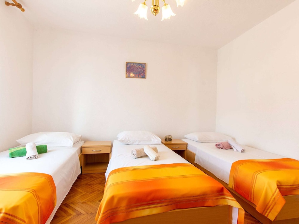 Welcoming Apartment in Tribanj With Terrace view 3