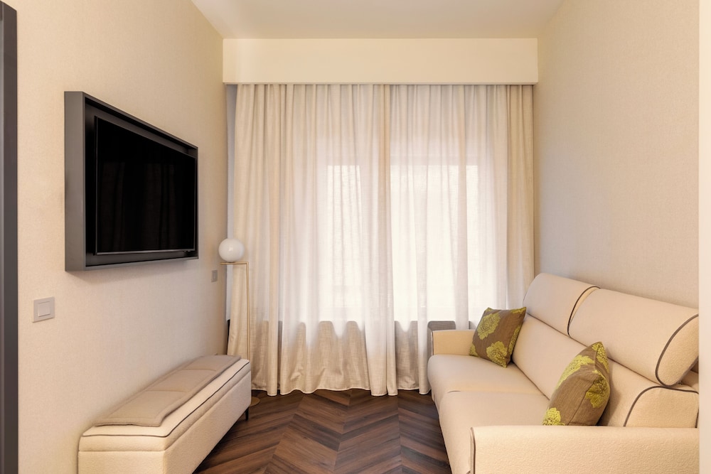 LUMERA STAY - Brera