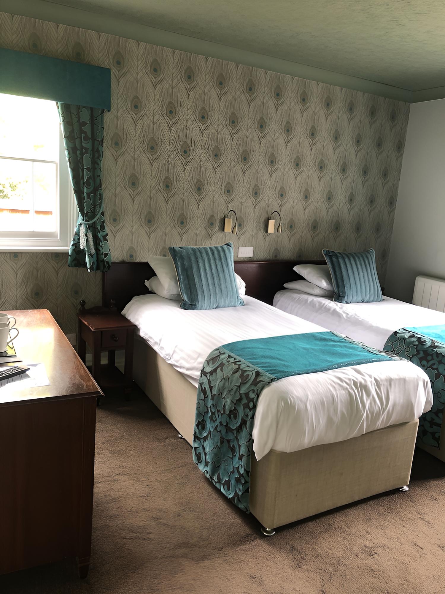Skegness Vacations - The Vine Hotel - Property Image 3