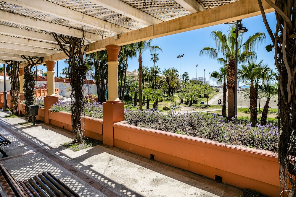 Tamarindo 717 ON THE BEACH Port and Sea views view 4