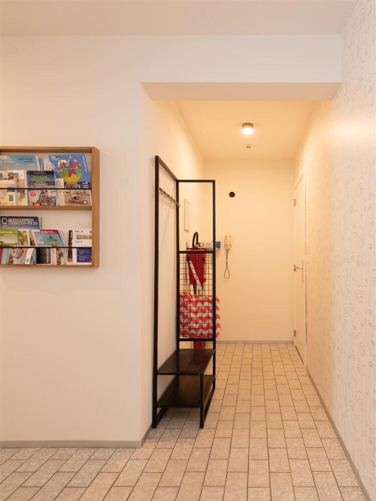 Lateral sea View Apartment in Ostend
