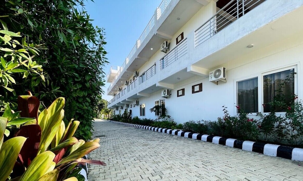 Dreamland Resort