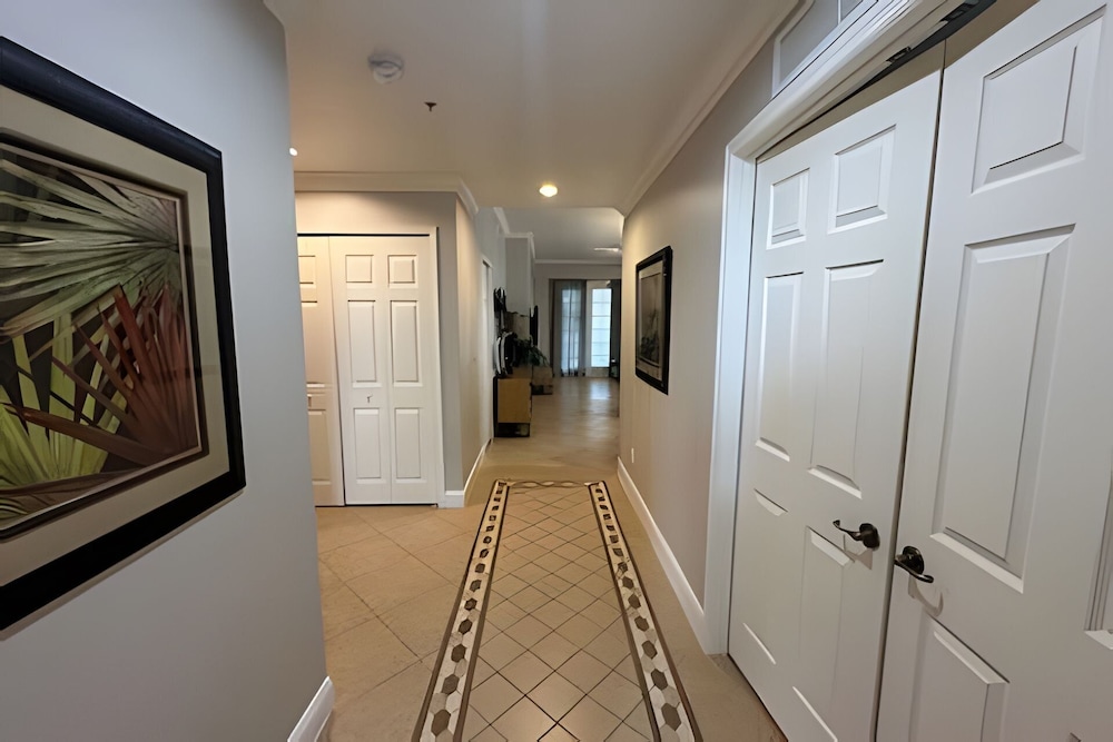 Modern 3BR Condo Reunion Resort + Pool Access