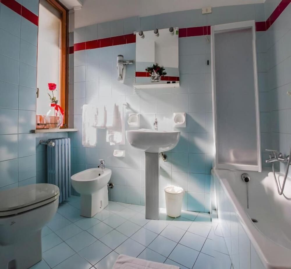 HOTEL DOMUS