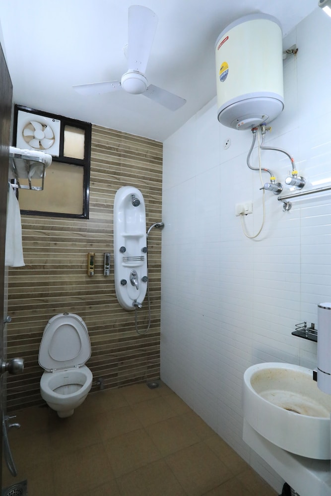 Banipark Service Apartment