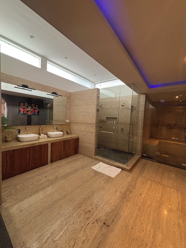 Puri Ratu Jimbaran Villa By Betterplace