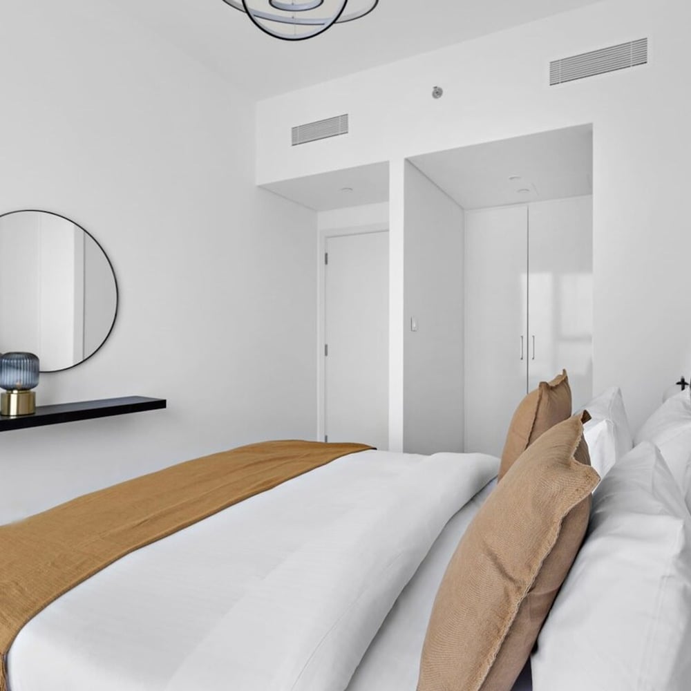 Silkhaus Lavish 1bdr in New Tower Pool Gym