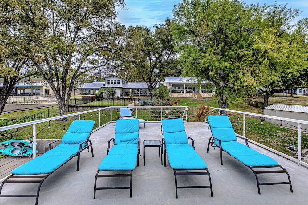 Triple L! Waterfront w/ Private Boat Dock!