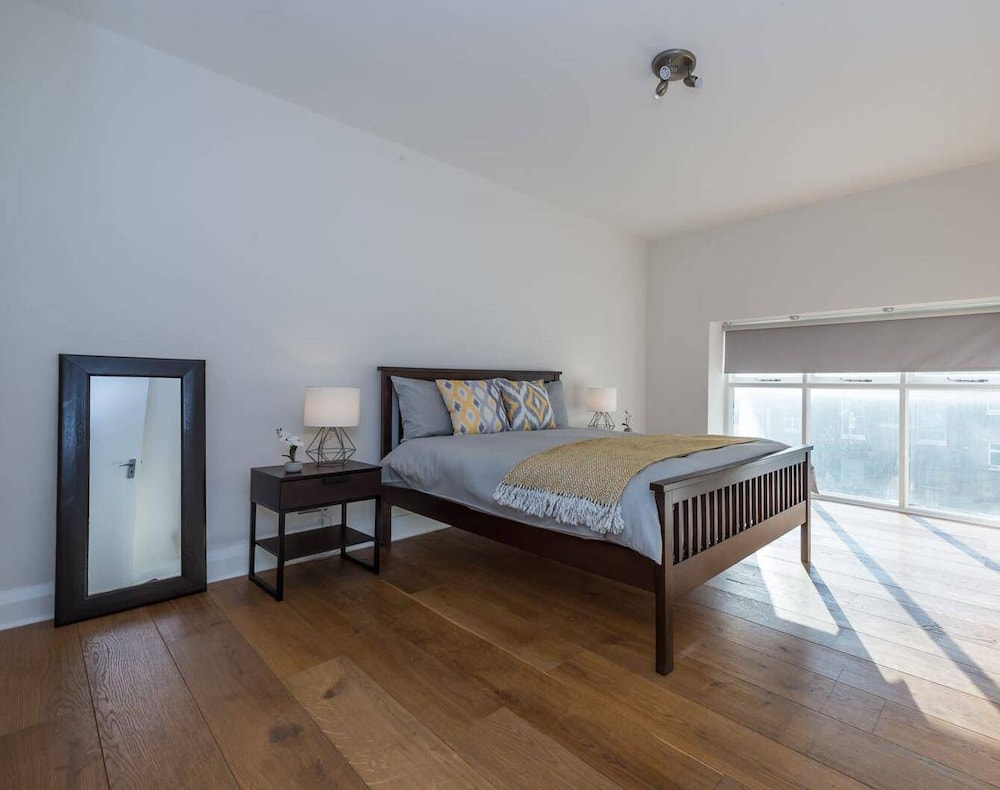 Westbourne Terrace Apartment in London Paddington