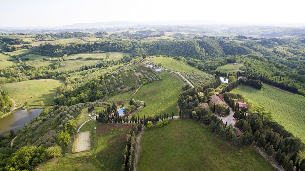 Borgo Il Poggio Agriturismo