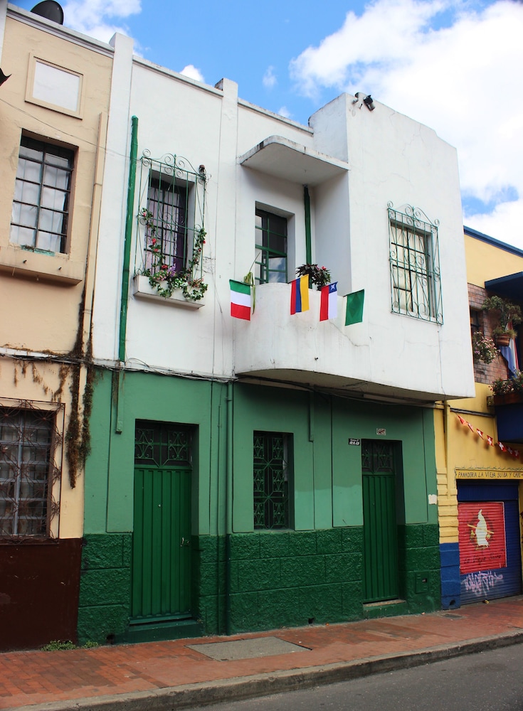 Local Hostel - Property Image 5