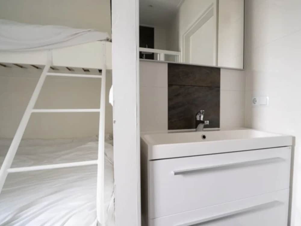 Well-kept Chalet on the Water view 4