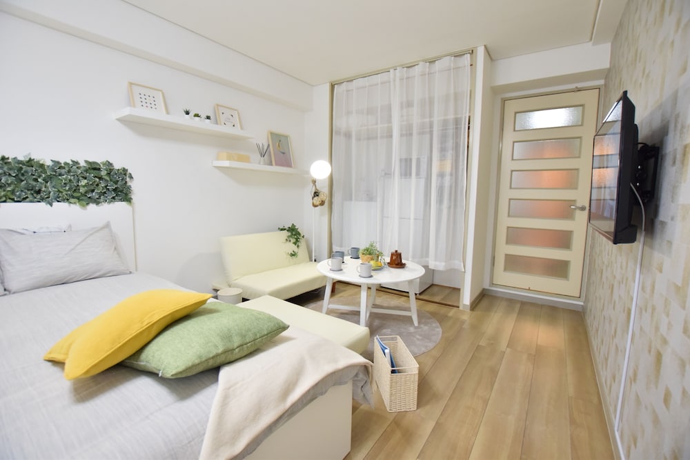 Nipponbashi Art Hotel