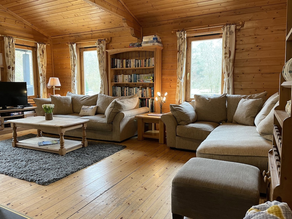 Valley Lodge
