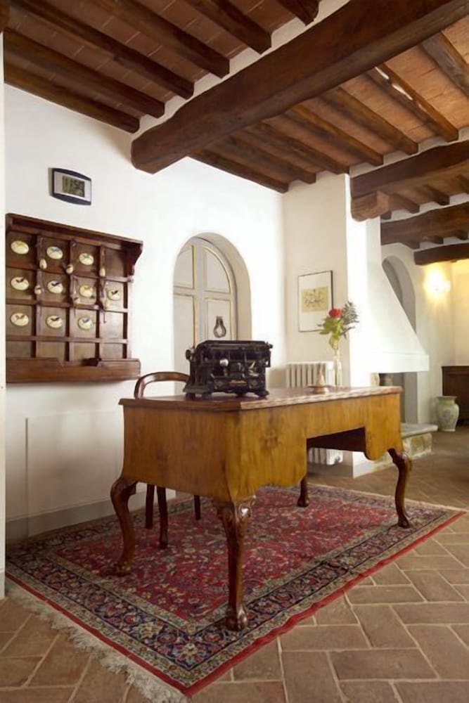Country House La Locanda del Borgo view 2