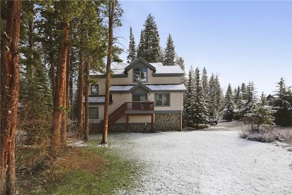 Pines 120 4 Bedroom Plus loft Town House