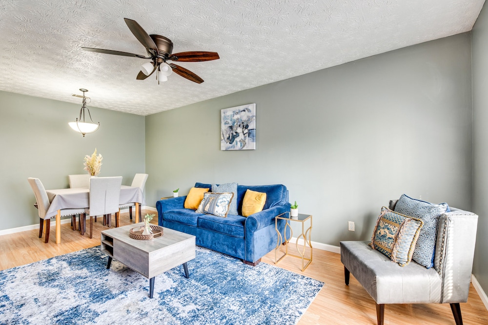 Pet-friendly Douglasville Gem - 3 Mi to Downtown!