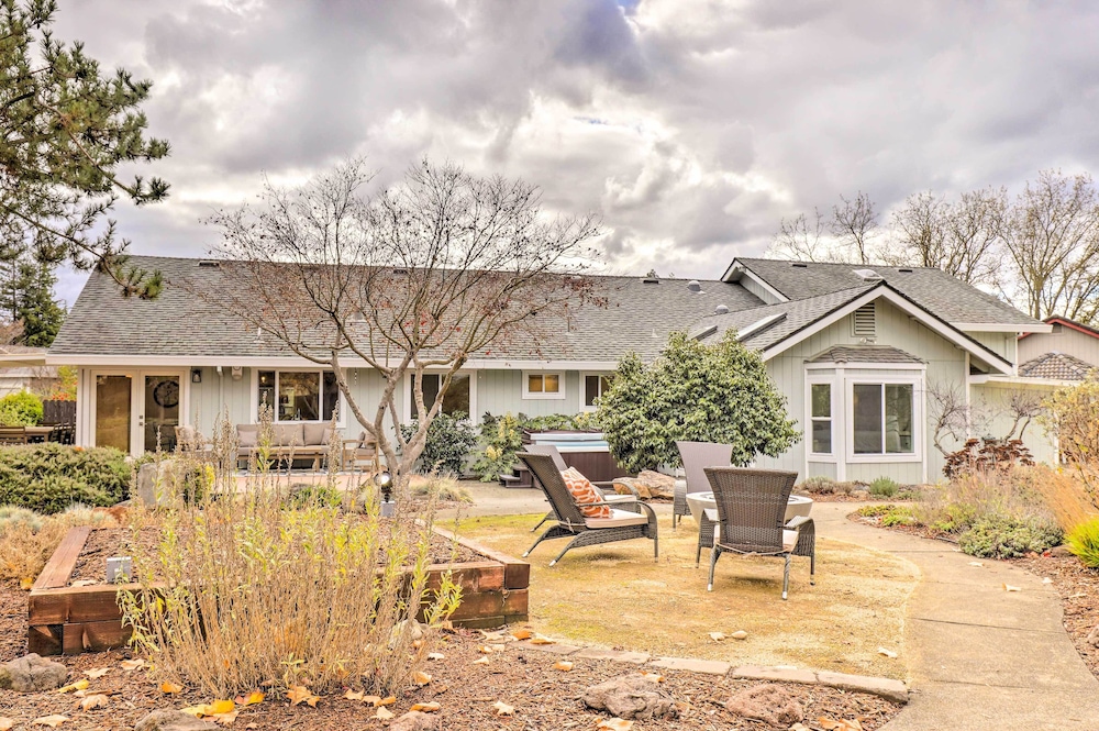Peaceful Windsor Retreat w/ Private Hot Tub! view 5