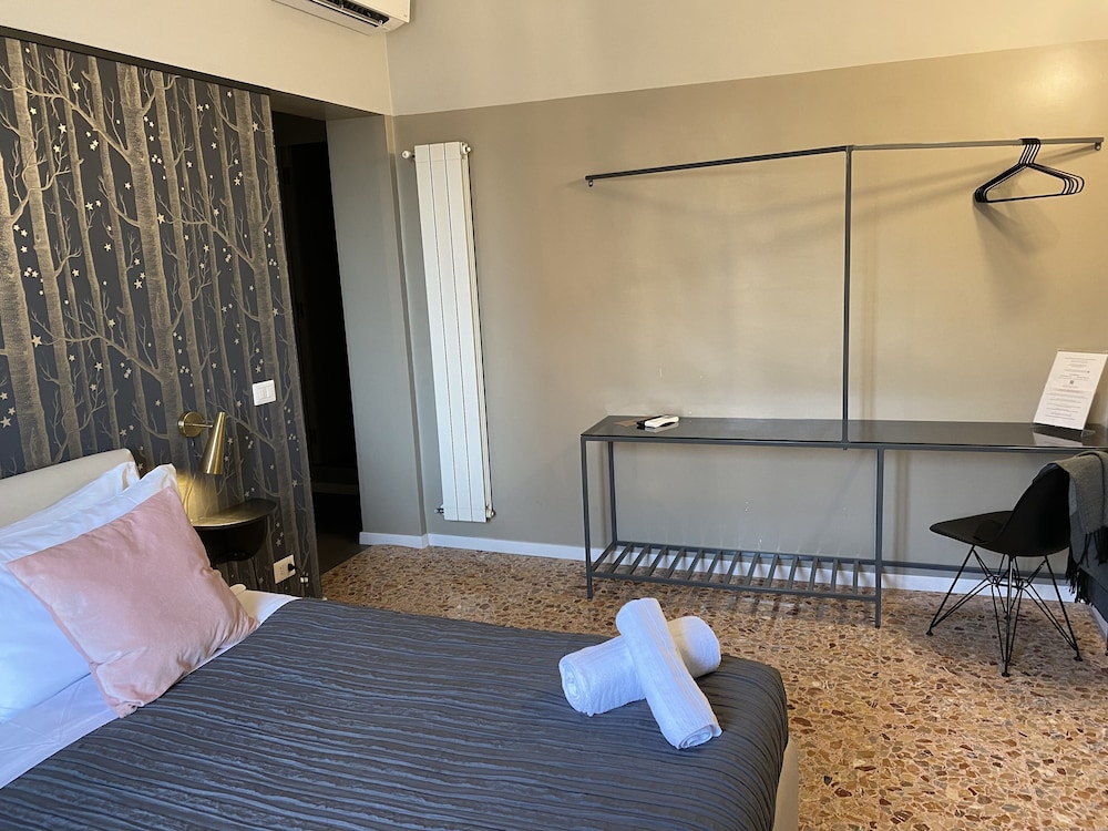 Cavour Urban Rooms