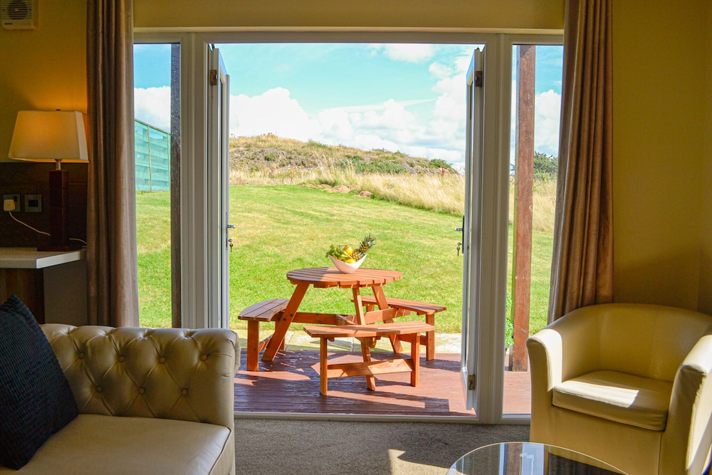 Self Catering at The Fairways view 4