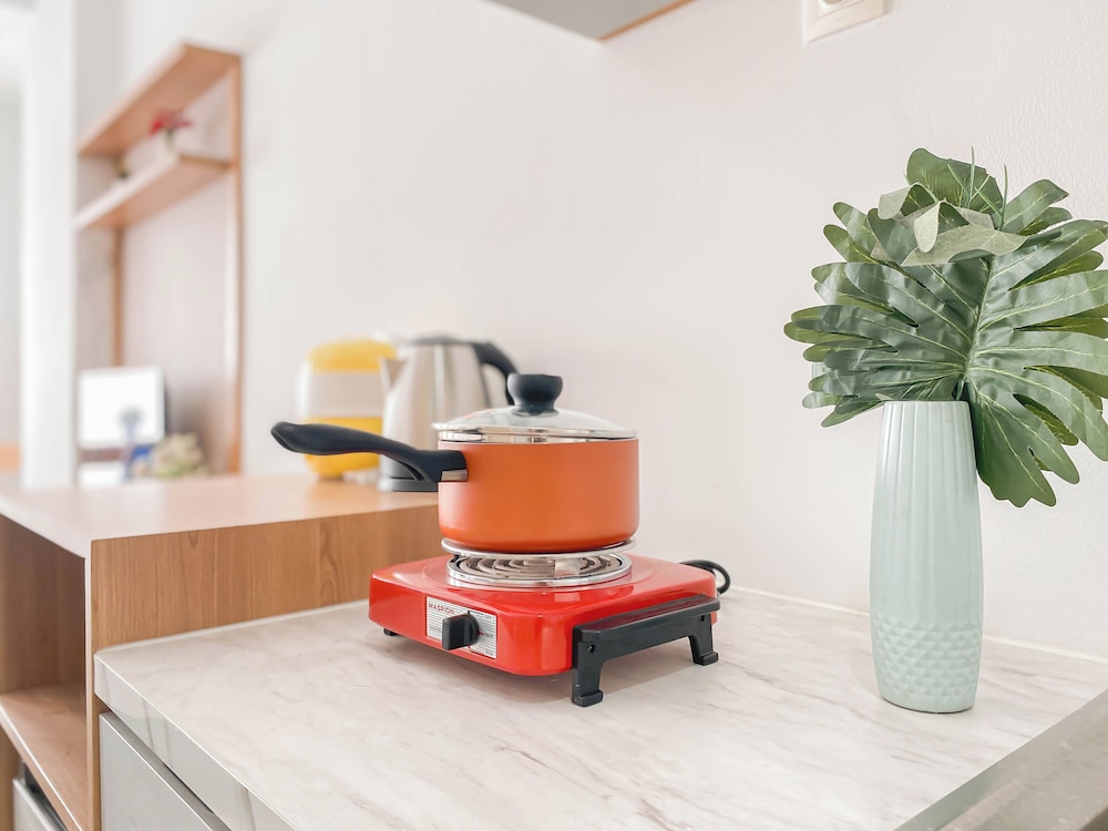Standard Look Studio At Patraland Urbano Apartment